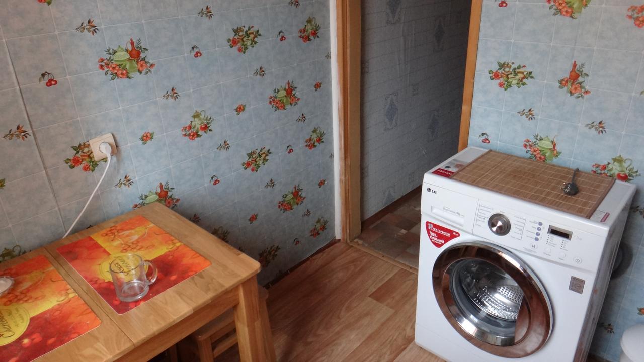 Apartment Near The Central Railway Station Kiev Exterior foto