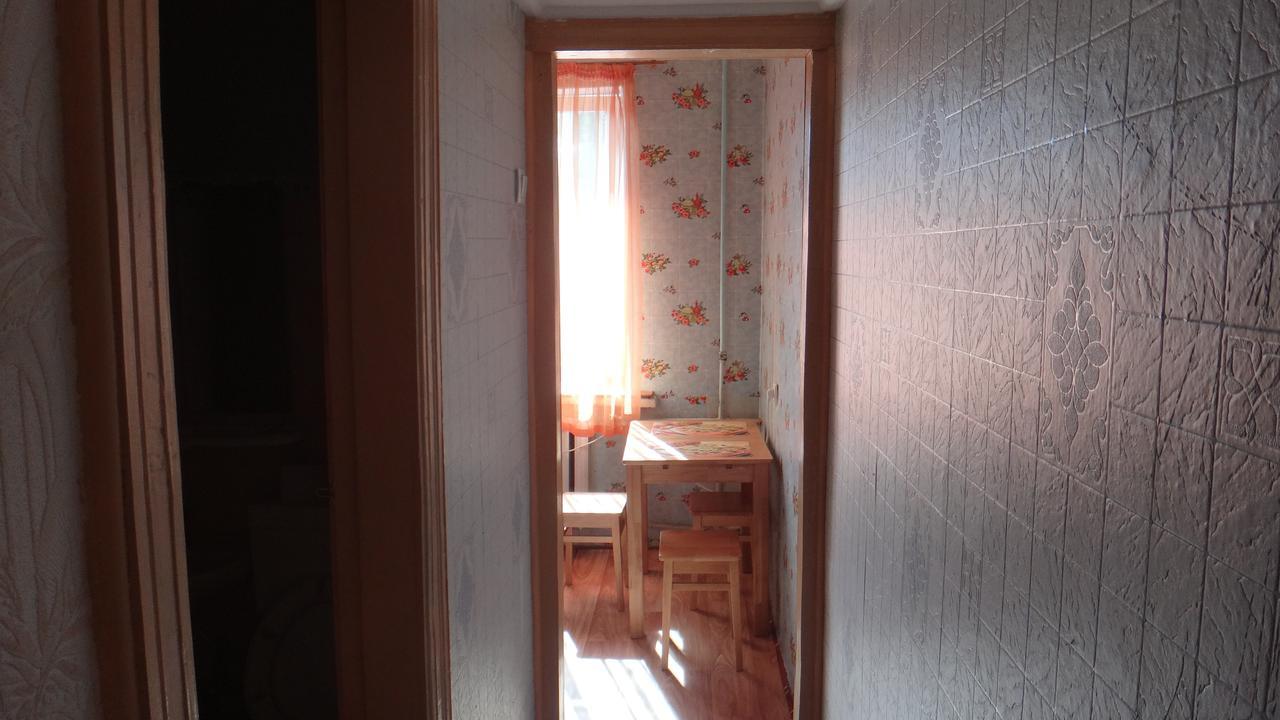 Apartment Near The Central Railway Station Kiev Exterior foto