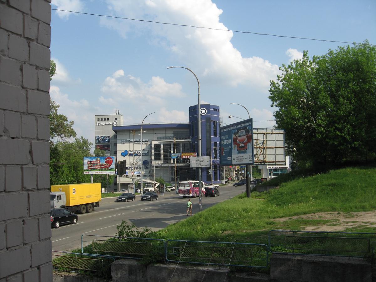 Apartment Near The Central Railway Station Kiev Exterior foto
